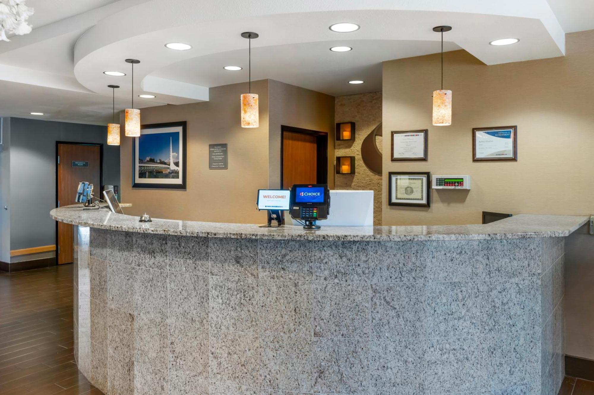 Comfort Suites Redding - Shasta Lake Exterior foto